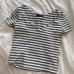 Brandy Melville tshirt